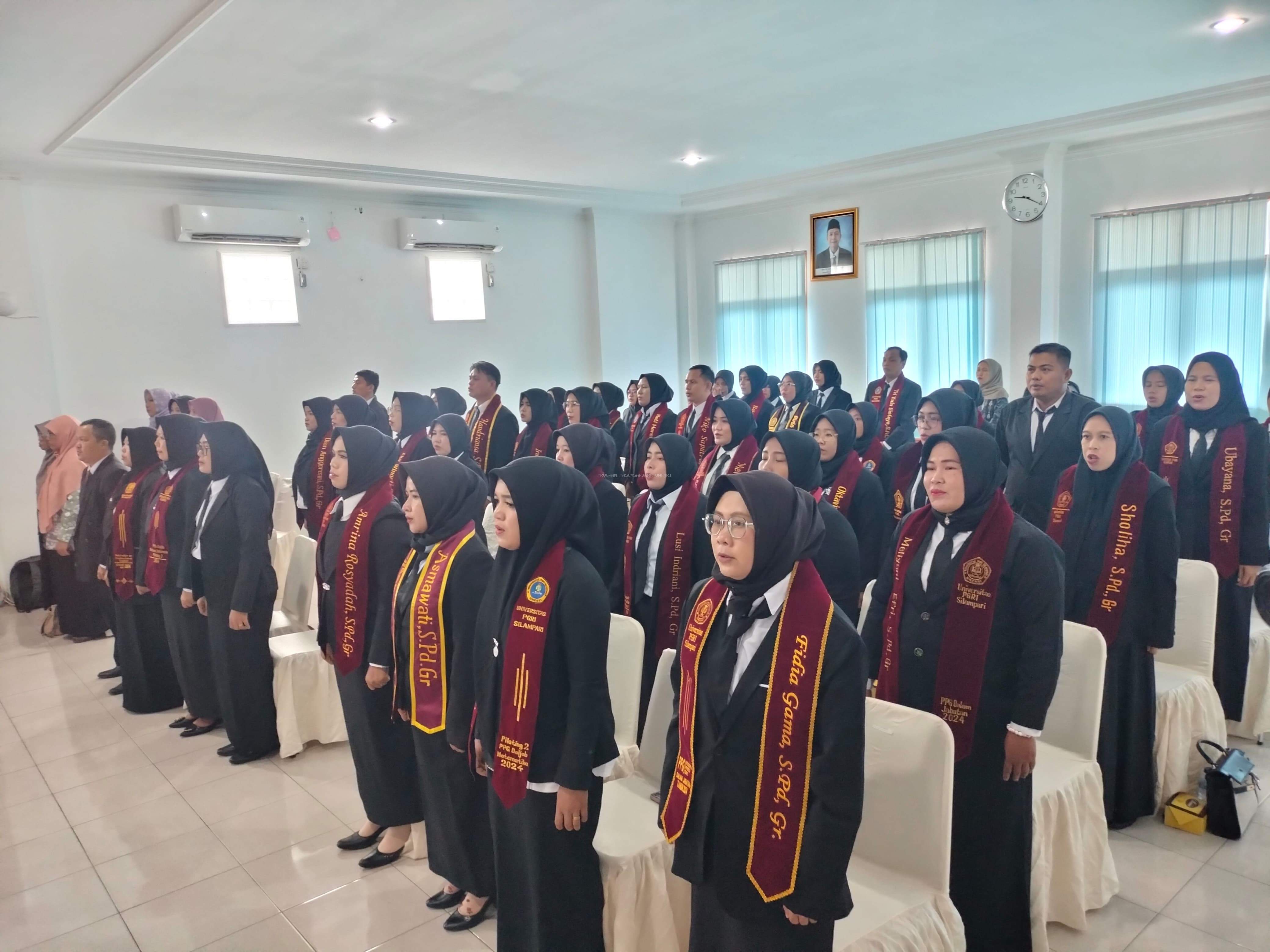 Yudisium dan Pengukuhan Guru Profesional Tertentu Piloting II Program Pascasarjana Universitas PGRI Silampari